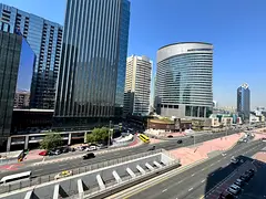 Specious 2BR Near Metro Modern Design