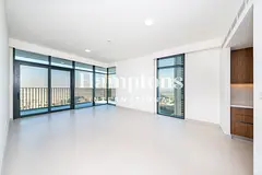 High Floor | Canal and Lagoon View | Palace North