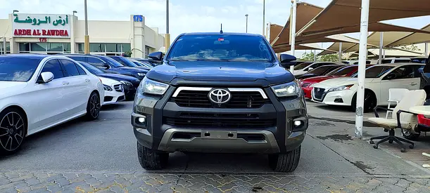 V6Hilux Adventure 2022 GCC هيلوكس خمس كمرات ادفينشر