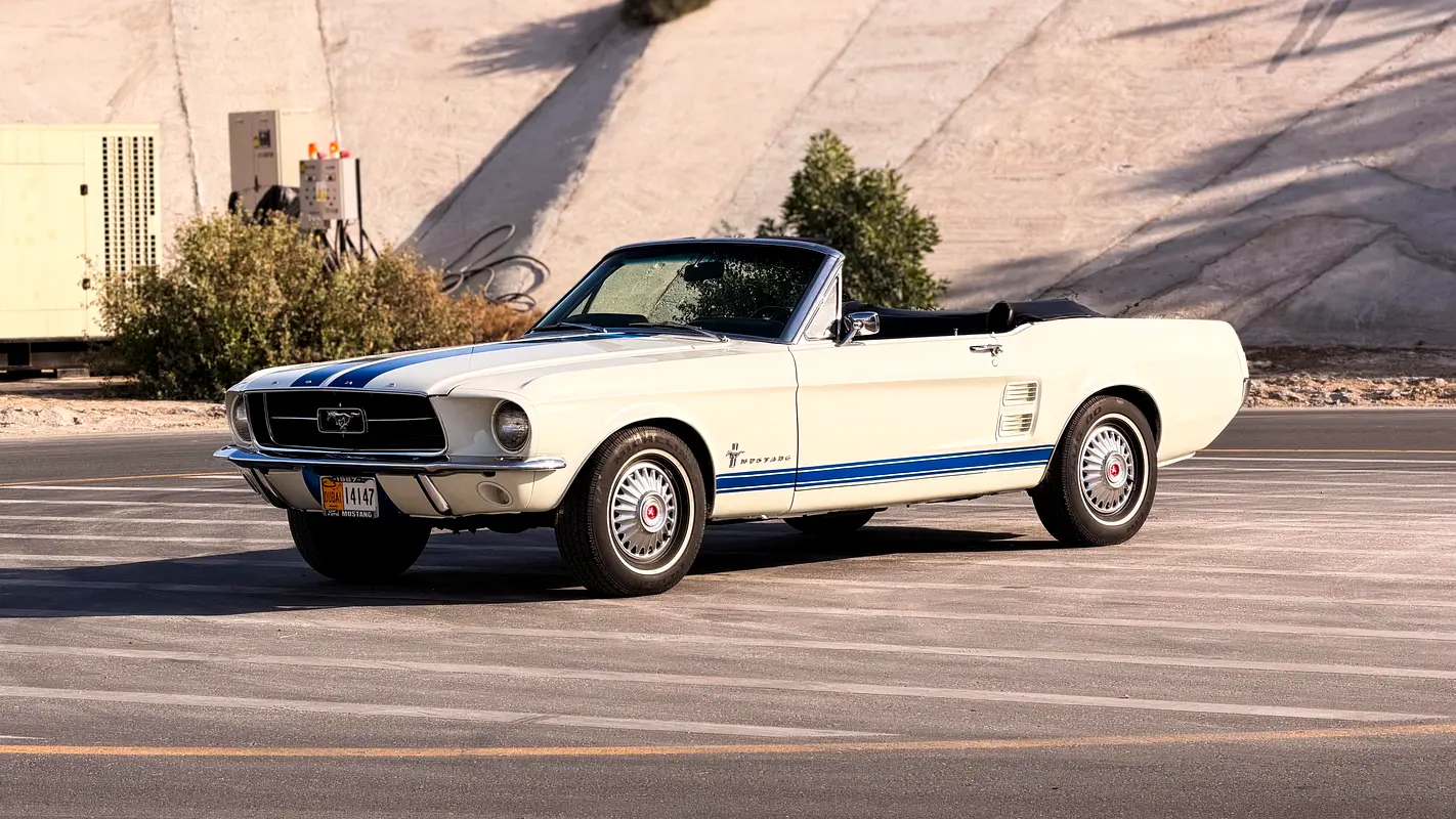 Ford Mustang 1967 — photo 1 of 20