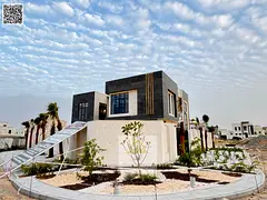 For sale: Luxurious corner villa, two floors and a rooftop, with a swimming pool and elevator, larg