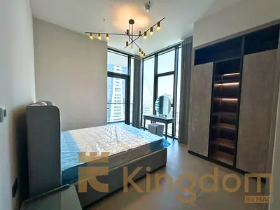 Easy access to Metro | Modern 2BR + M | Furnished