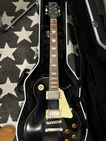 Original Epiphone Les Paul Standard 60s Ebony Single Cut Electric Guitar used but in perfect state