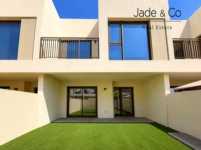 Community Expert | Vacant | Landscaped