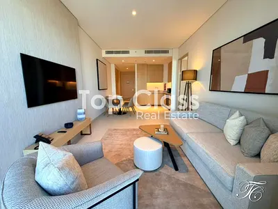 Higher Floor | Direct Mall Access | Sky Collection