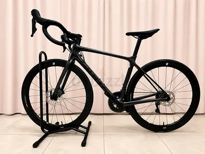 Giant TCR Advanced Disc 1+ PC | Size S | Brand New 🚴‍♂️ (Never Used)💰 Original Price: 19,995 AED |