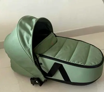 Yoyo Infant Carrycot / Bassinet Attachment for Stroller - Good Condition