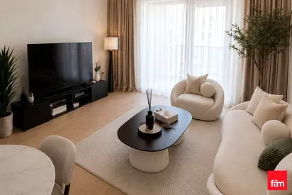 SPACIOUS 2BR | UNFURNISHED | BEACH ACCESS
