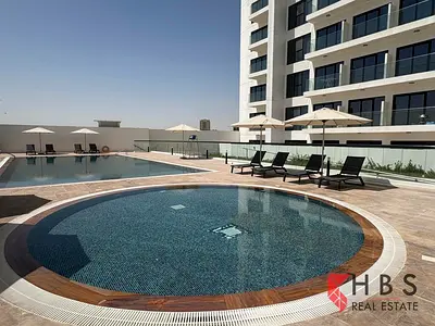 FULLY FURNISHED | VACANT | MID-FLOOR STUDIO
