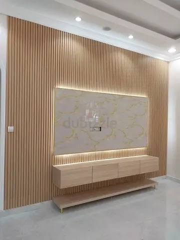 Wall-mounted TV Panel with Floating Console and Decorative Slats (Like New)