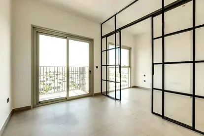 Ready to move | Prime Location | Premium Amenities