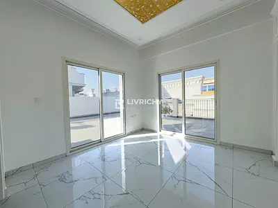 VACANT UNIT | READY TO MOVE | SIDE VIEW