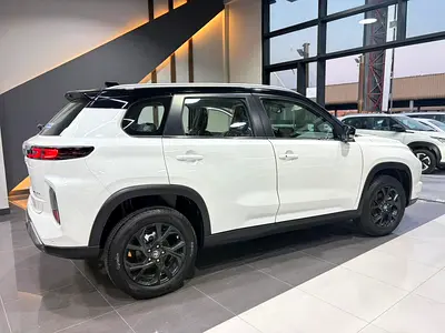 2026 Toyota URBAN CRUISER 照片 3