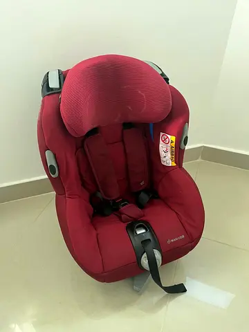 MAXI-COSI CAR SEAT