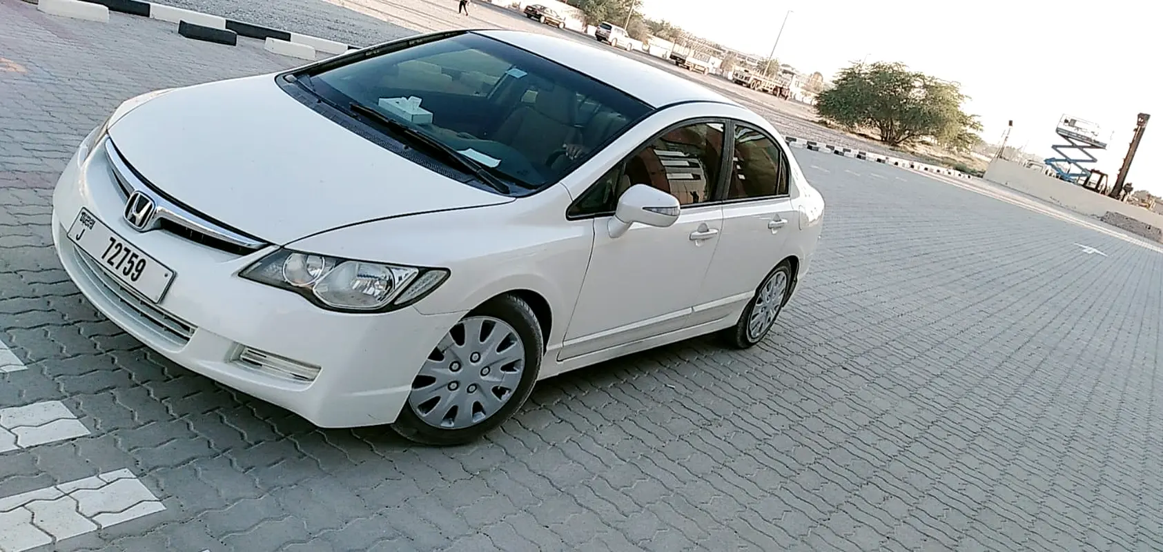 Honda Civic 2008 — photo 1 of 5