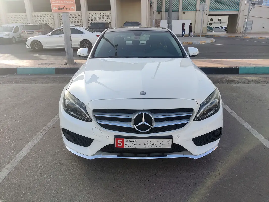 Mercedes-Benz C-Class 2015 — photo 1 of 14