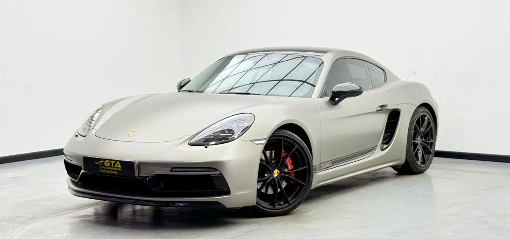 Porsche Cayman 2018 — photo 1 of 15