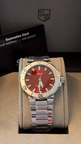Oris Aquis Date Red