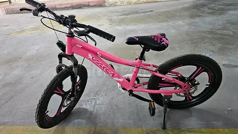 Bike for girls suitable for age 8 years