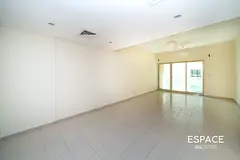 Unfurnished | Large layout | Vacant