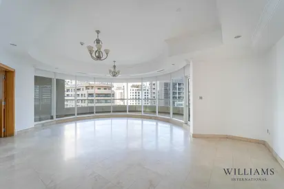 VACANT | LARGE LIVING SPACE | WELL MAINTAINED