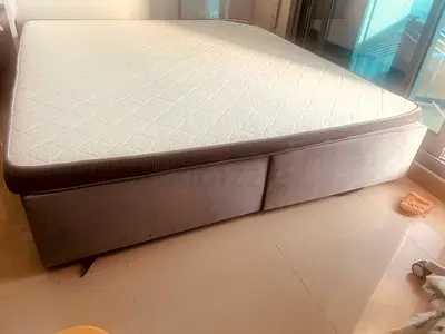 Bed with mattress-King size ,Ready for immediate collection.