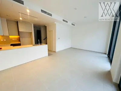Prime Location | Near to pool and park