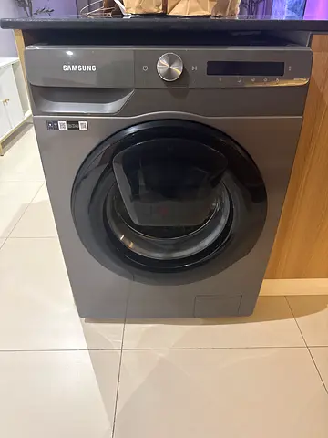 Samsung Front Load Washing Machine - Good Condition
