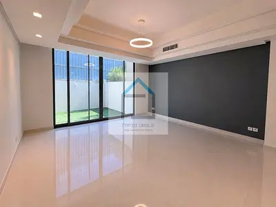 3BR+M Single Row Townhouse, Close to Park and Pool