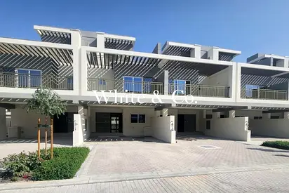 Middle Unit | 3 Bed Townhouse G+2 | Vacant