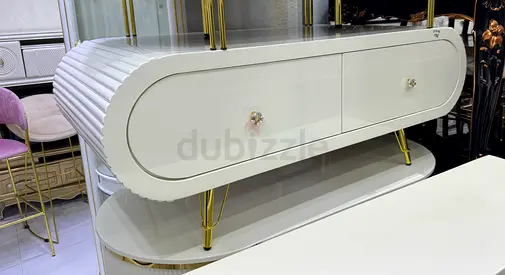 Elegant Oval Coffee Table with Gold Accents