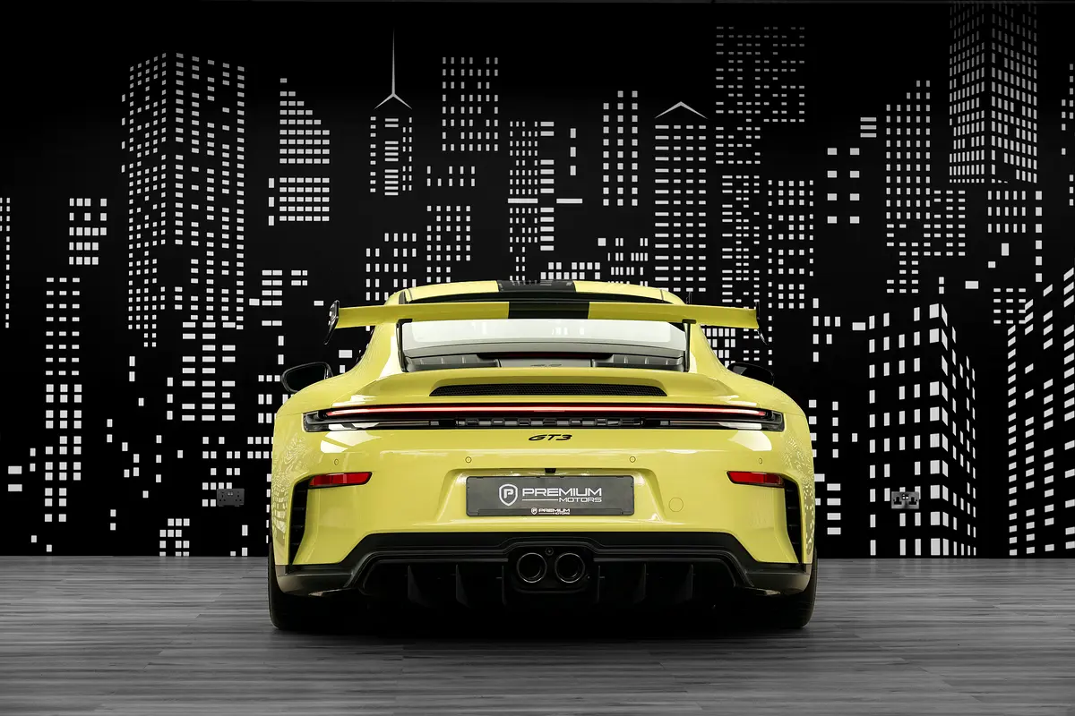 Porsche 911 2025