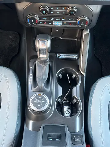 2022 FORD BRONCO 缩略图 4