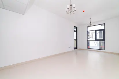 LIMITED TIME OFFER| RENT-FREE PERIOD | FLEXIBLE PAYMENT UP TO 12 CHEQUES