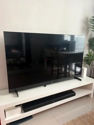 Philips 58” Smart TV 4K UHD — Model 58PUT7605/56