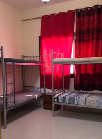 Bedspace Available in International city Phase 2