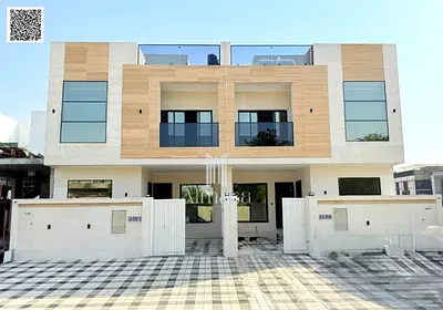 تاون هاوس أسطوري 5 غرف — عندما تتحول الفخامة إلى عنوان 🏛️✨  ليس مجرد منزل… بل تحفة معمارية أوروبية صنعت لتبهر من أول نظرة وتمنحك إحساس القصور في أدق