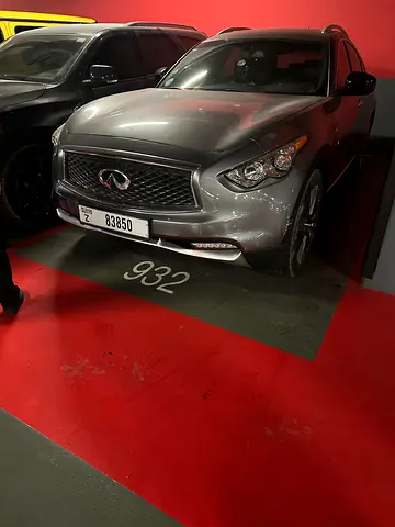 Infiniti QX70 Luxury Plus 2018 | GCC Specs | Pristine Condition