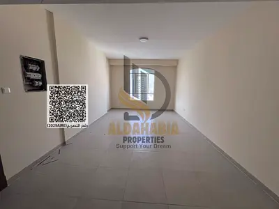 للإيجار السنوي غرفة وصالة أول ساكن على كورنيش عجمان إطلالة بحرية مع باركن مجاني وتشطيب راقٍ