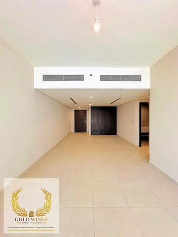 LUXURY 3+MAID WITH BALCONY AND READY TO MOVE