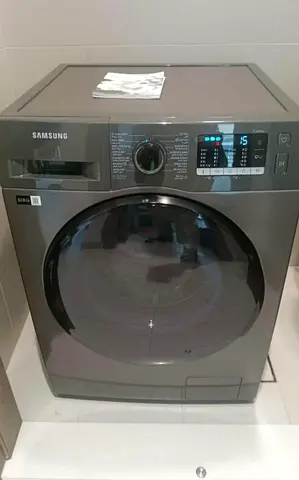 Samsung Front Load Washer - Excellent Working Condition