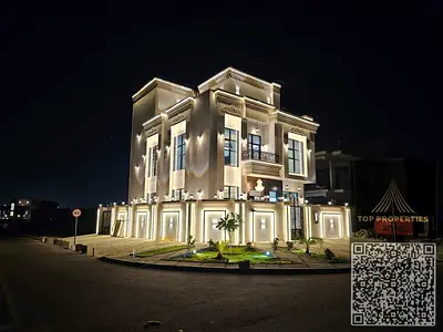 Luxurious villas for sale at a special price, corner unit with a roof terrace, all fees included. R