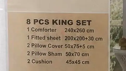 8-piece King Bedding Set — Comforter, Fitted Sheet, Pillow Covers  Cushions (240x260 cm)