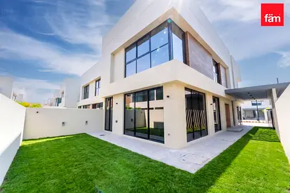 Luxury Villa | Closed Kitchen | EnSuite Beds