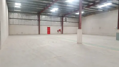 WAREHOUSE IN DUBAI INVESTMENT PARK 2 NEAR CIVIL DEFENCE ROUND ABOUT SIZE 7,840 SQ FT