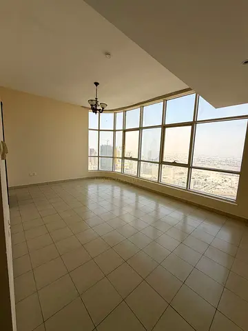 فرصة مميزة للتملك في برج كورنيش المجاز ✨