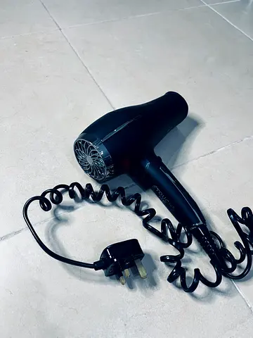 HAIR DRYER -  TOUCH ME