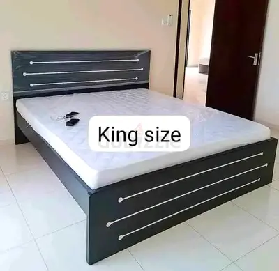 Brand New wood Bed king size 180cm200cm