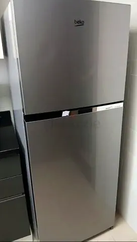 Beko Top Freezer Refrigerator - Stainless Steel Finish, Excellent Condition, 409L