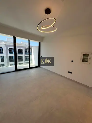 Bright & Spacious Studio | Smart Living | Community View